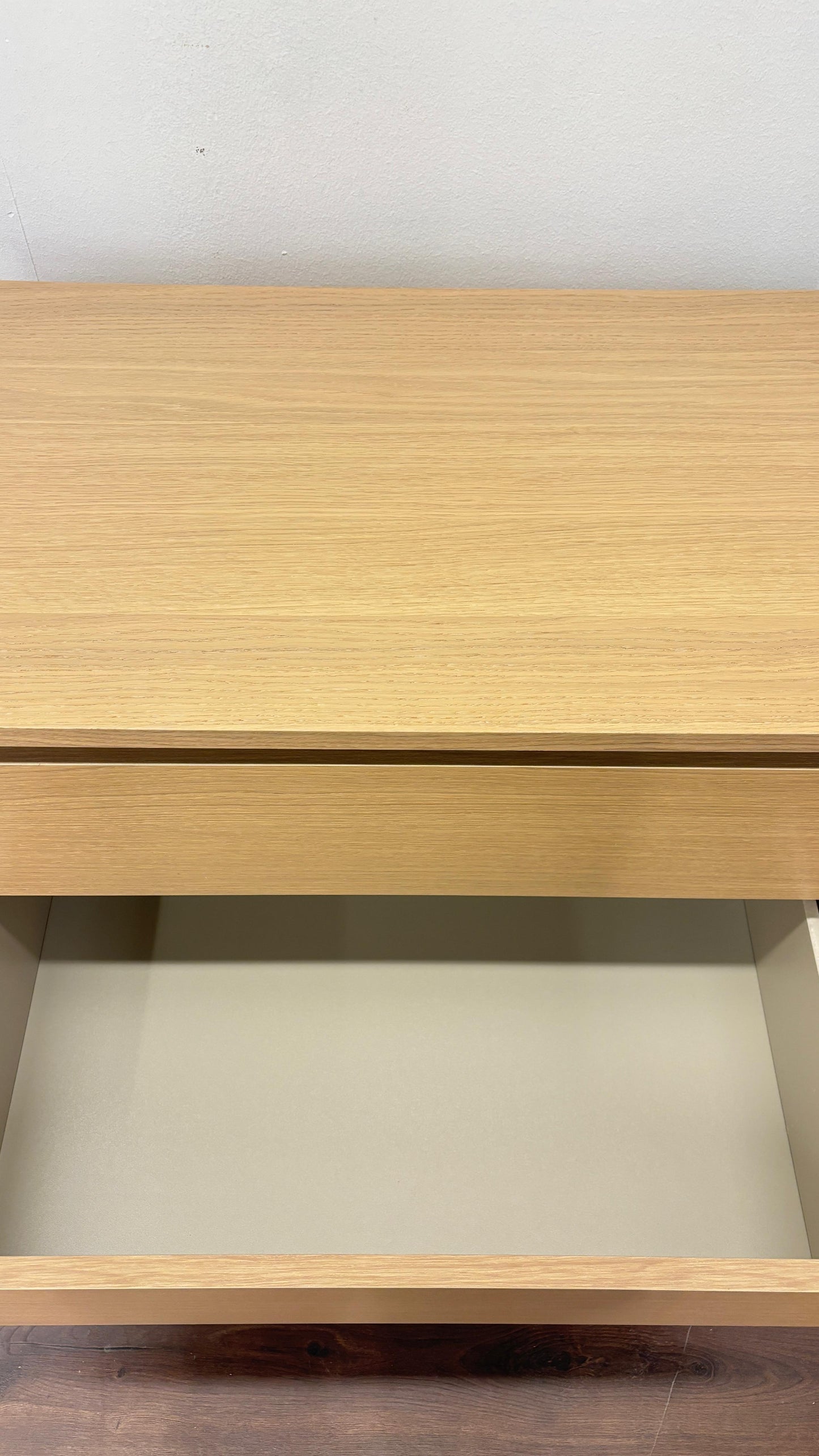 Ikea MALM lipasto, jossa on 3 laatikkoa Kalustori