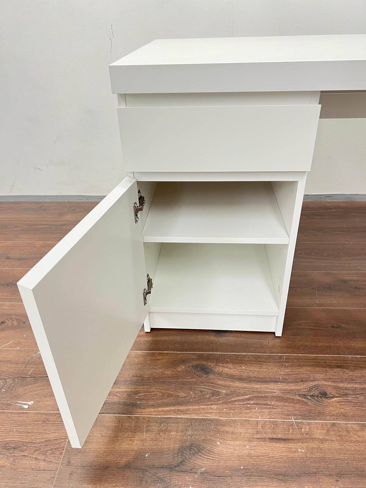 Ikea MALM Työpöytä, valkoinen,140x65 cm Kalustori