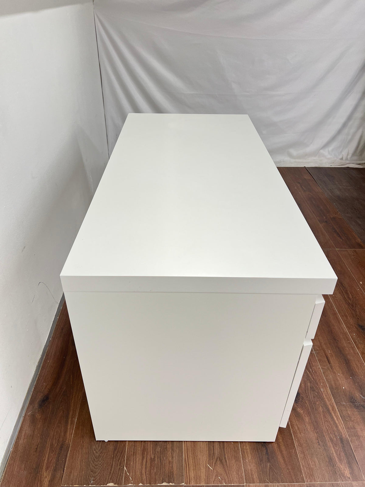 Ikea MALM Työpöytä, valkoinen,140x65 cm Kalustori