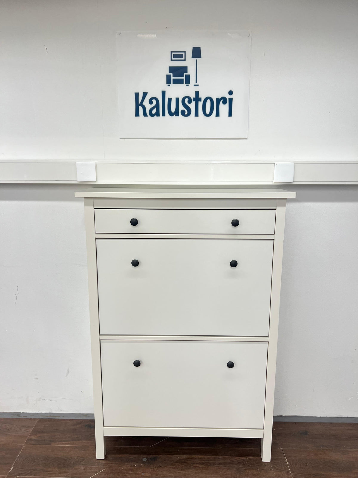 Ikea HEMNES Kenkäkaappi kahdella lokerolla, valkoinen 89 x 30 x 127 cm Kalustori