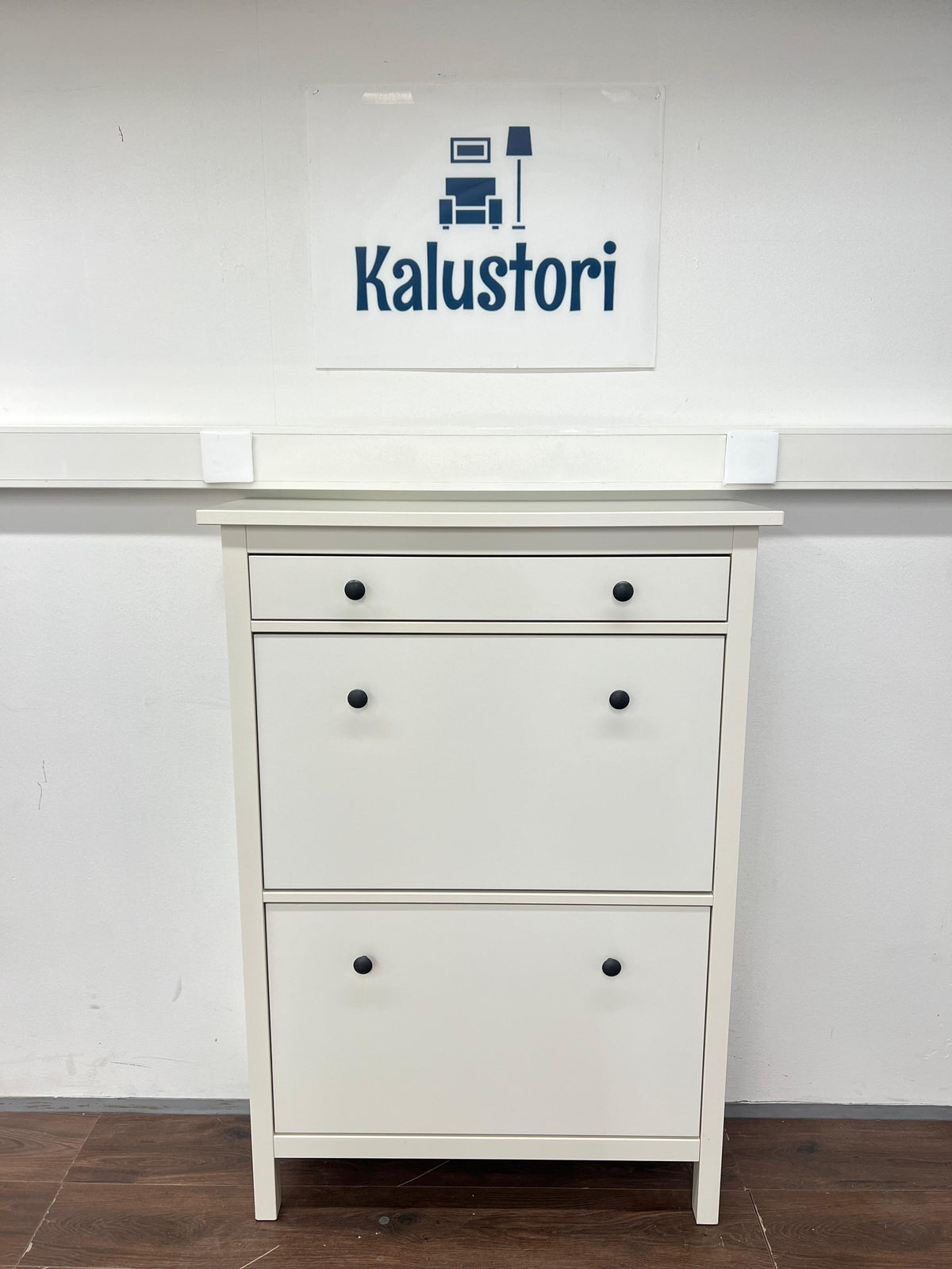 Ikea HEMNES Kenkäkaappi kahdella lokerolla, valkoinen 89 x 30 x 127 cm Kalustori