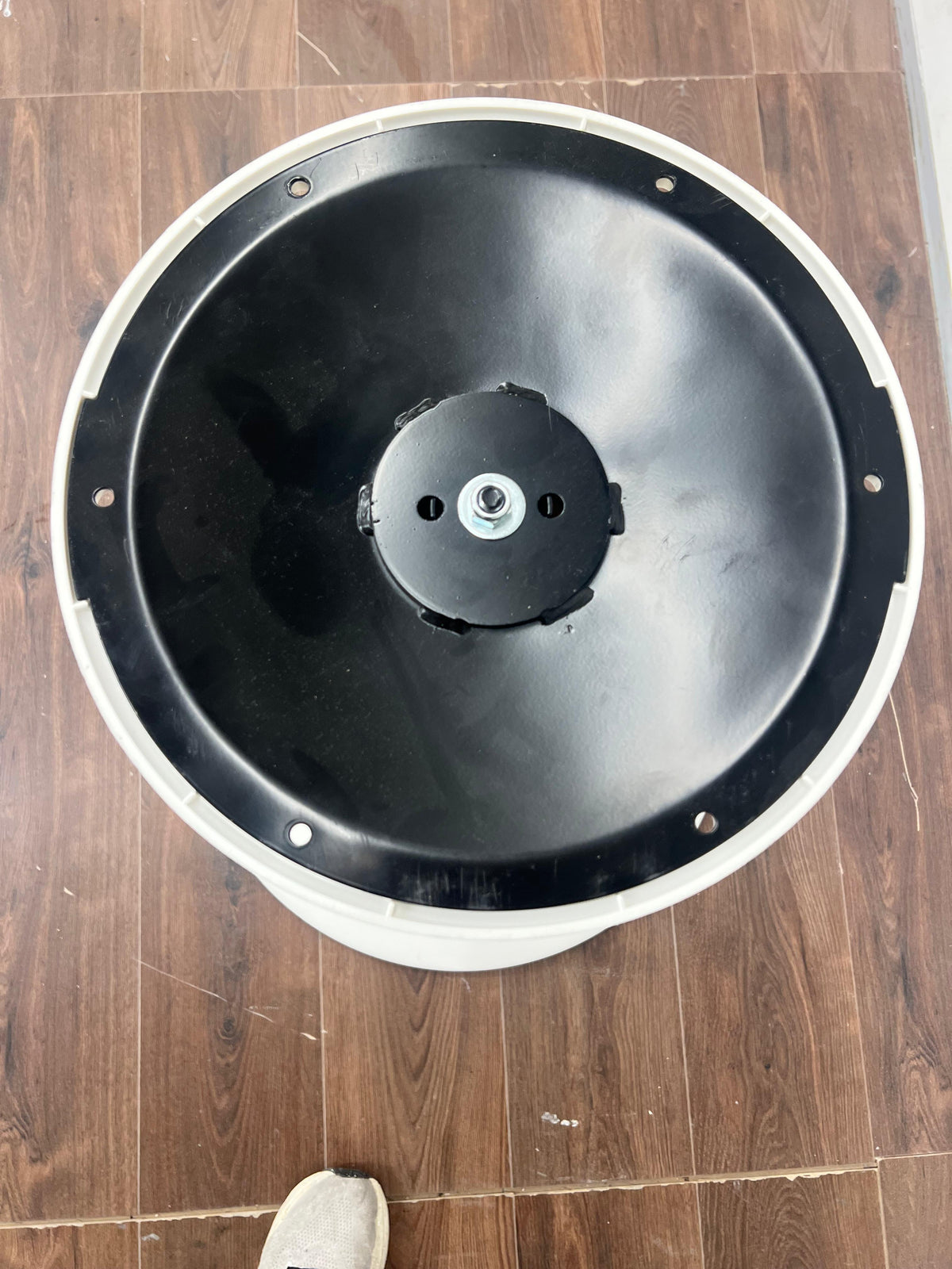 Ikea Docksta Ruokapöydän jalka 73 cm Kalustori
