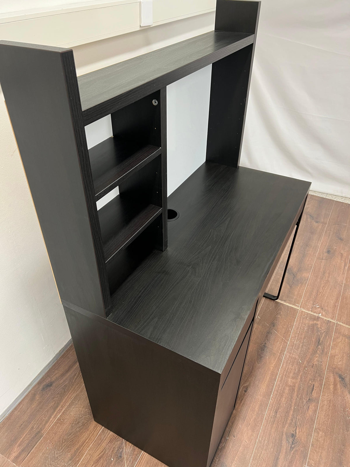 Ikea MICKE Työpöytä, mustanruskea,105x50 cm Kalustori