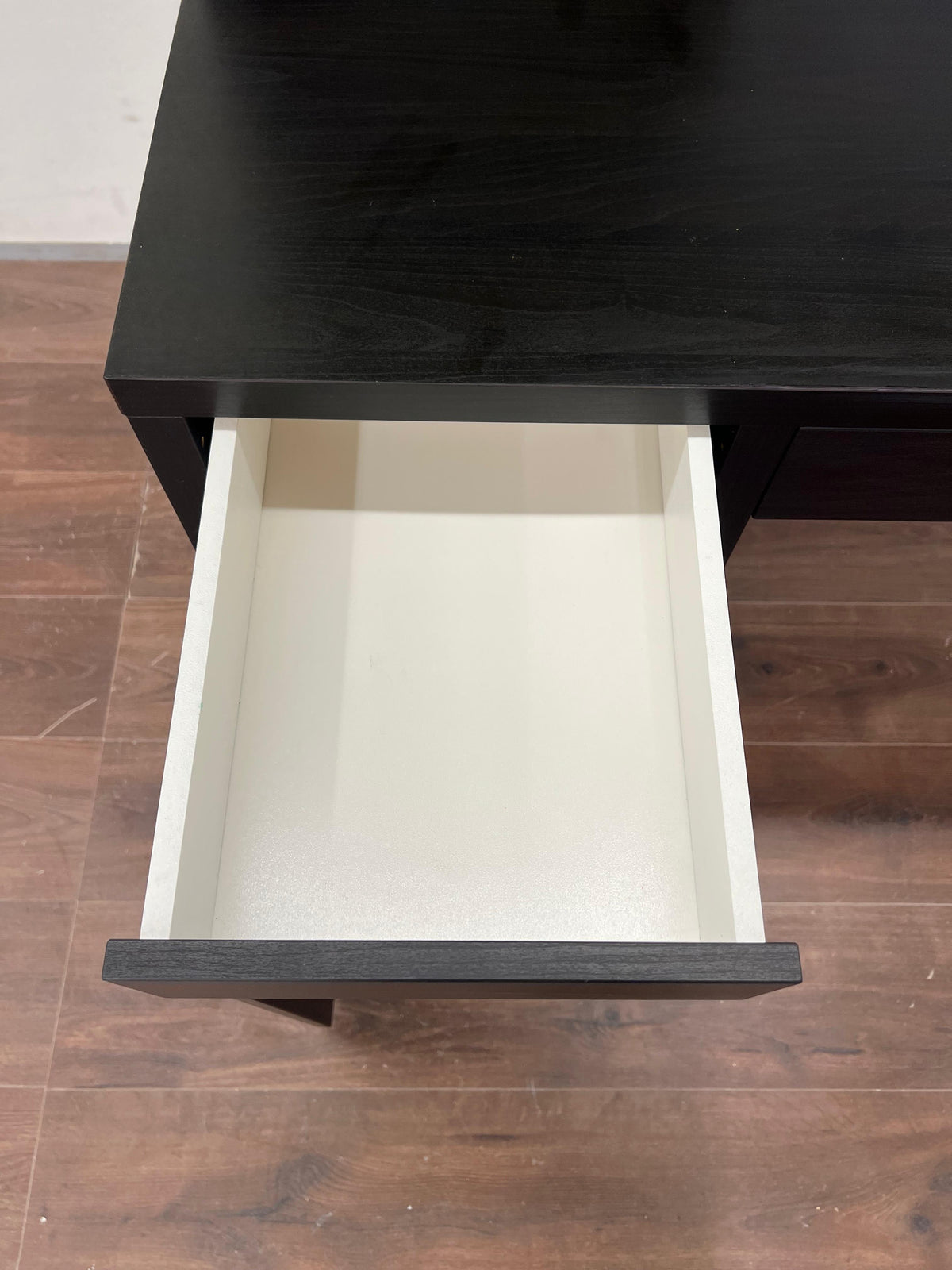 Ikea MICKE Työpöytä, mustanruskea,105x50 cm Kalustori