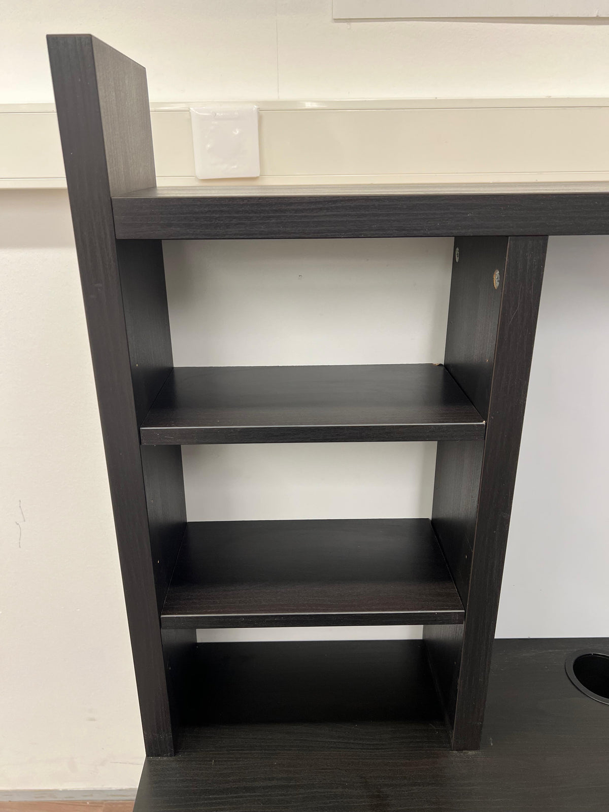 Ikea MICKE Työpöytä, mustanruskea,105x50 cm Kalustori