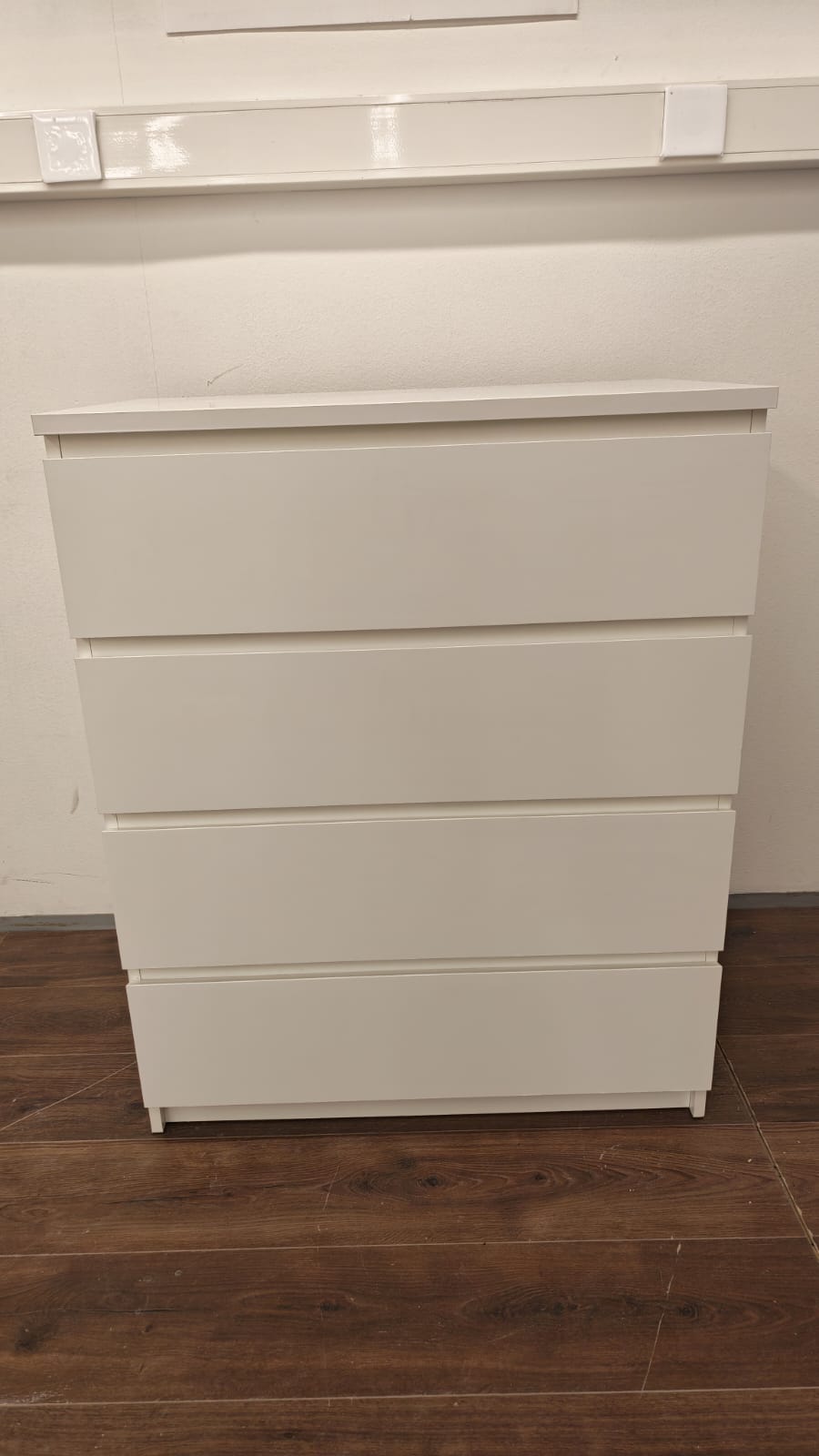 Ikea MALM Lipasto, 4 laatikkoa, Valkoinen 80x100cm Kalustori