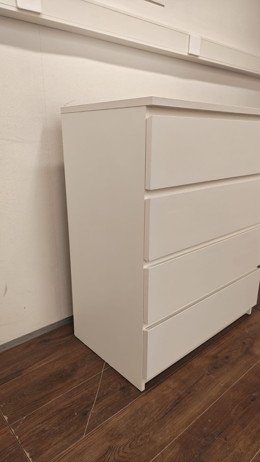 Ikea MALM Lipasto, 4 laatikkoa, Valkoinen 80x100cm Kalustori