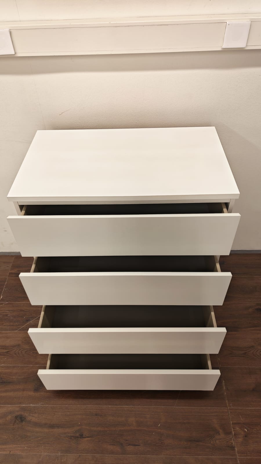 Ikea MALM Lipasto, 4 laatikkoa, Valkoinen 80x100cm Kalustori