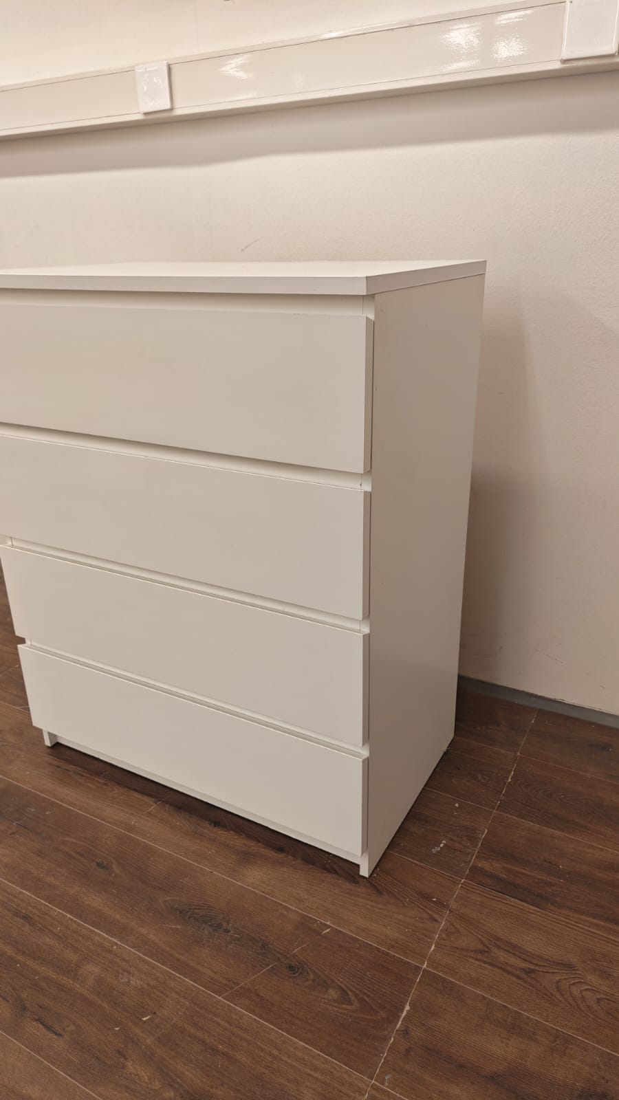 Ikea MALM Lipasto, 4 laatikkoa, Valkoinen 80x100cm Kalustori