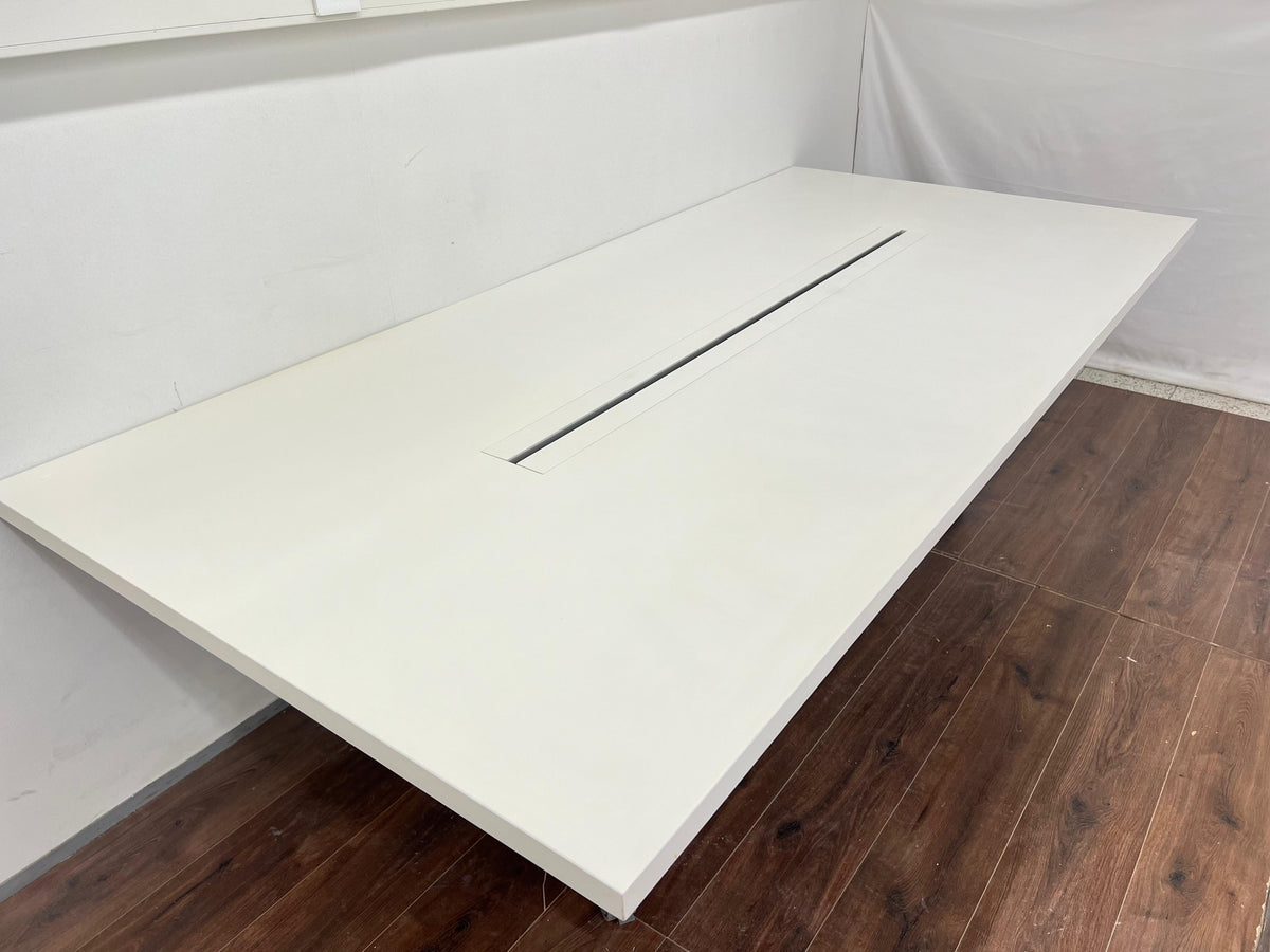 Valkoinen neuvottelupöytä 250x120x75cm Kalustori