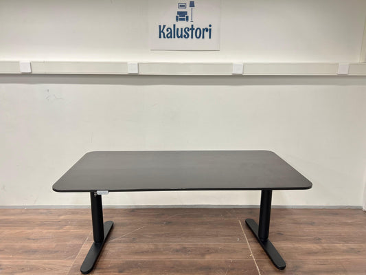 Ikea Bekant 160×80 sähköpöytä Kalustori
