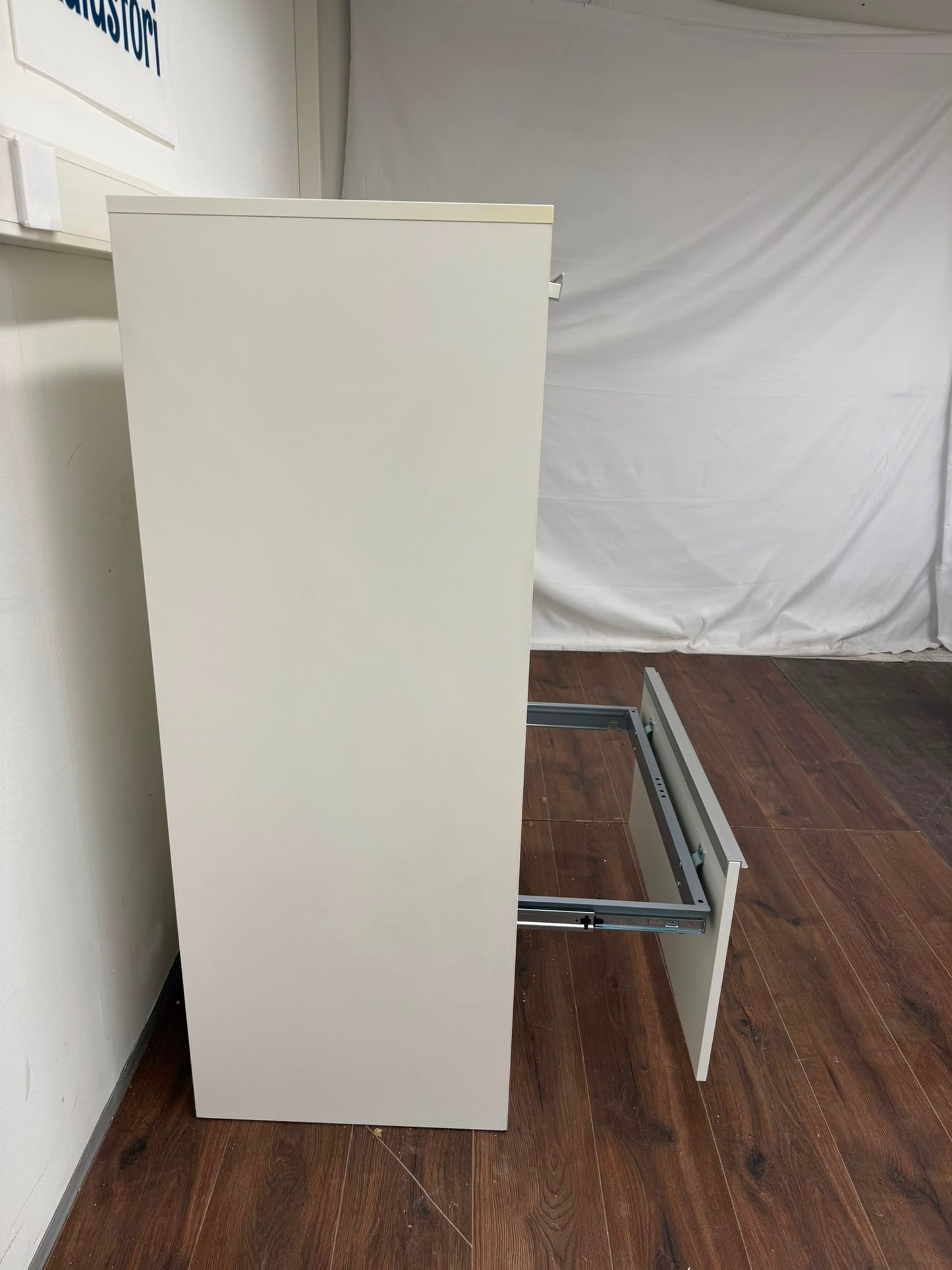 Ikea ASPVIK Lipasto/Toimitstokaappi 80x50x134 cm Kalustori