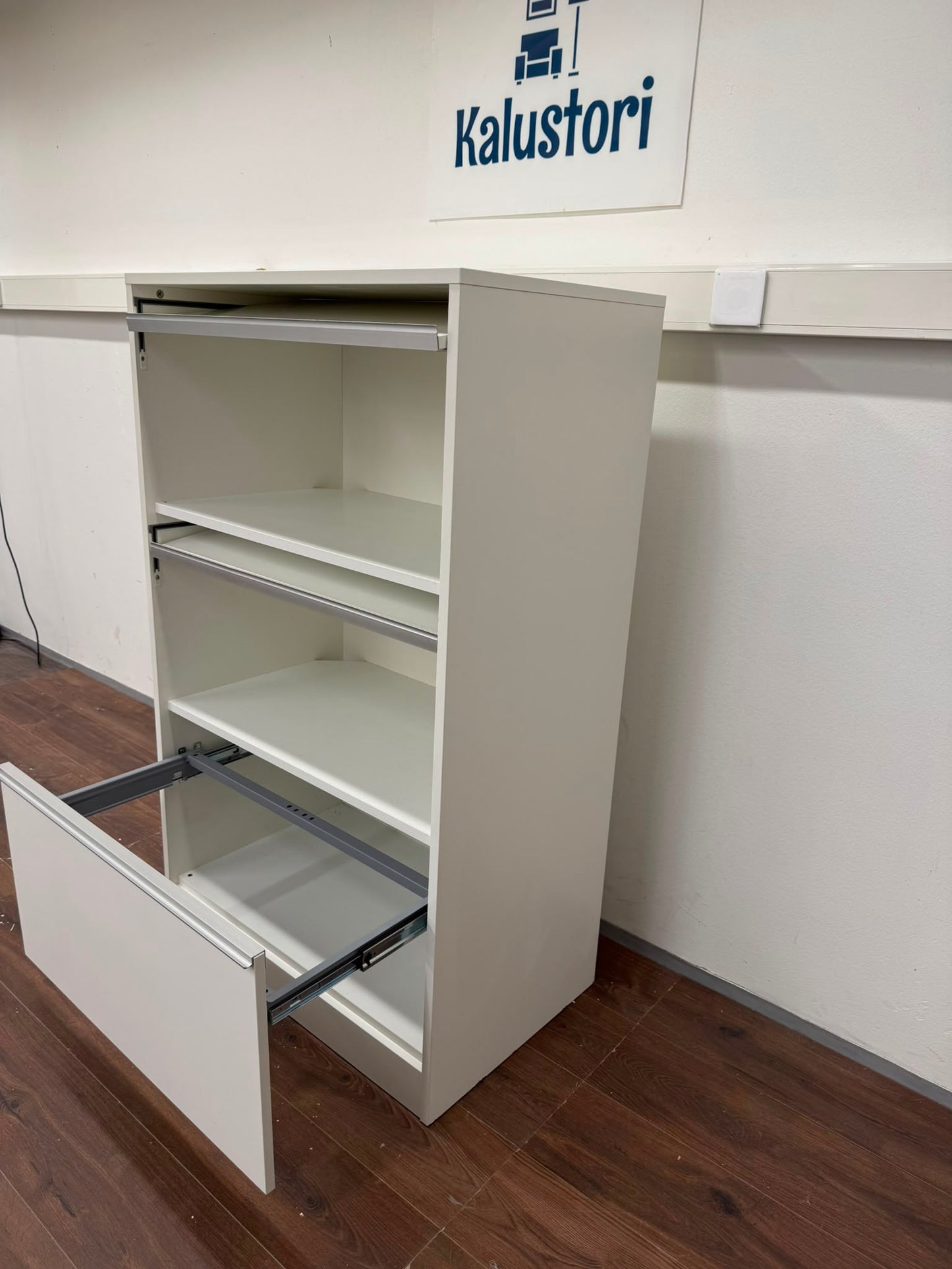Ikea ASPVIK Lipasto/Toimitstokaappi 80x50x134 cm Kalustori
