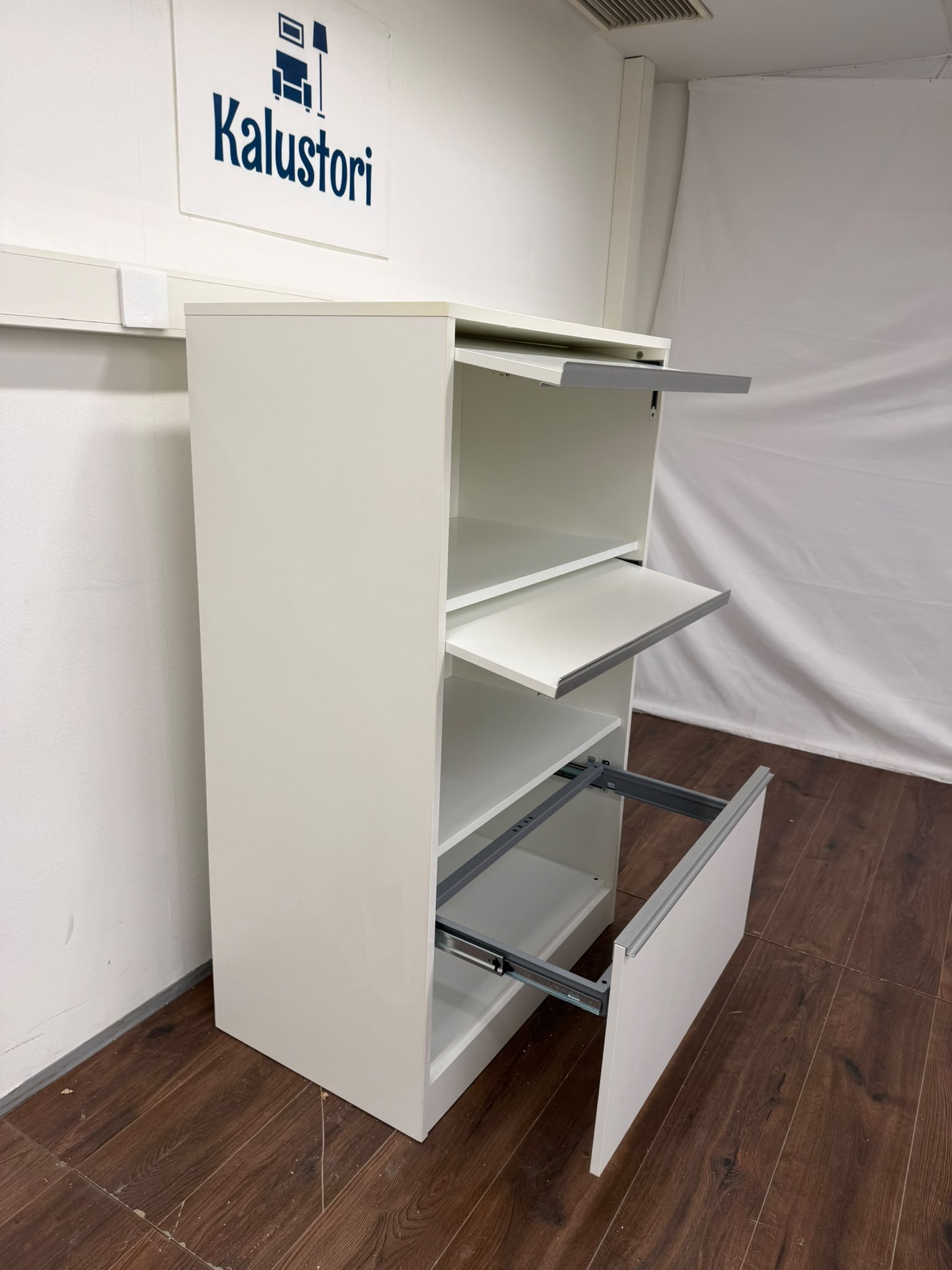 Ikea ASPVIK Lipasto/Toimitstokaappi 80x50x134 cm Kalustori