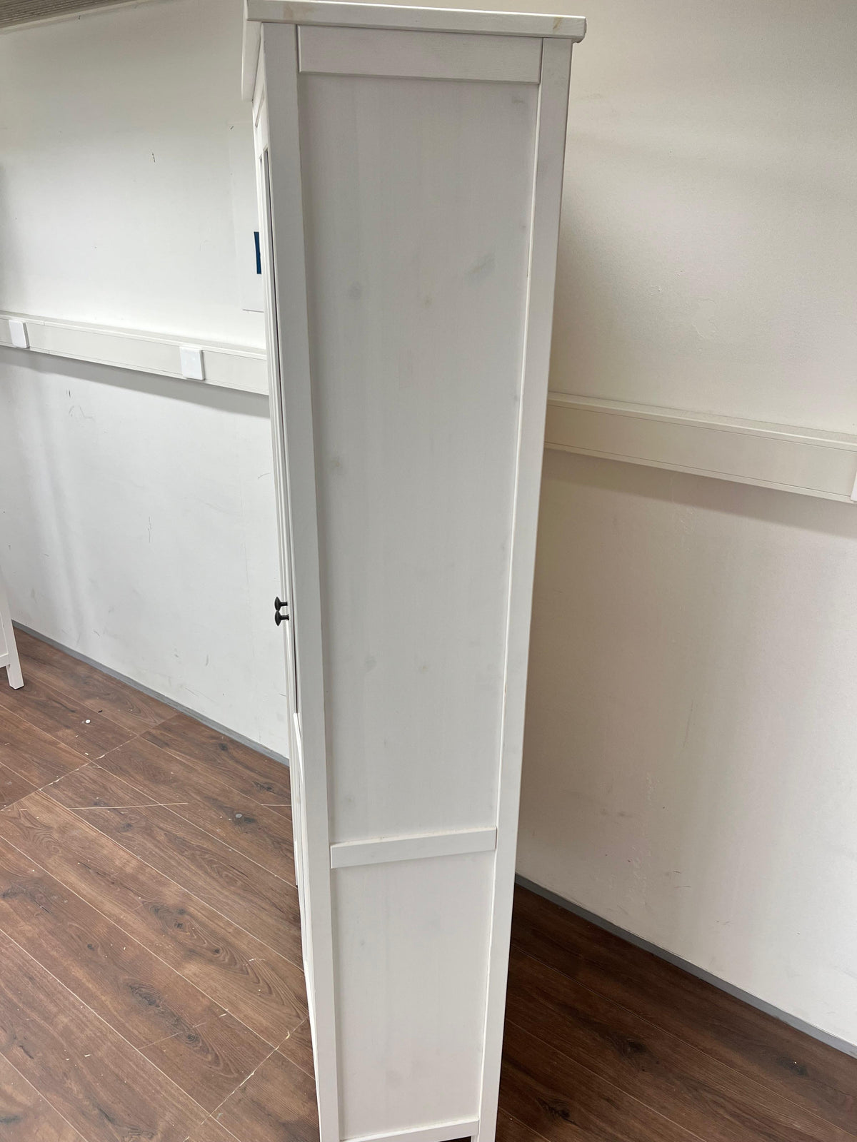 Ikea HEMNES lasiovinen kaappi , valkoinen lakka, 90x197 cm Kalustori