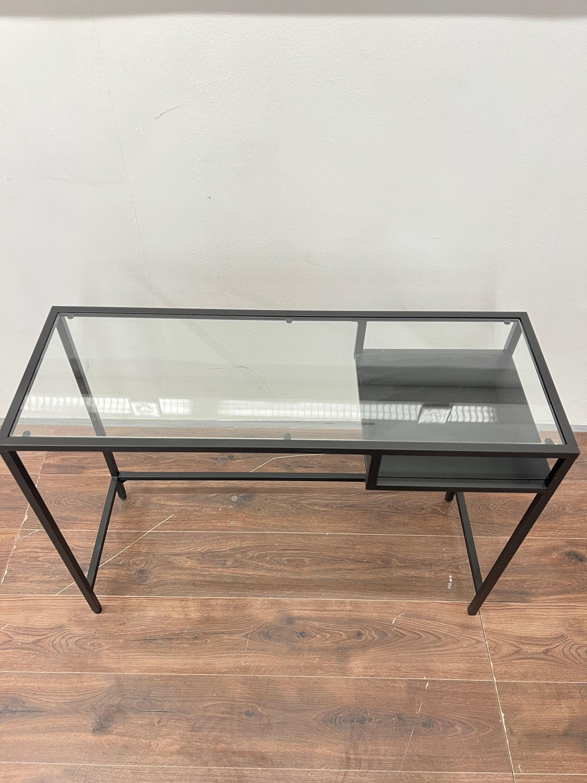 Ikea VITTSJÖ Läppäripöytä, mustanruskea/lasi 100x36 cm Kalustori