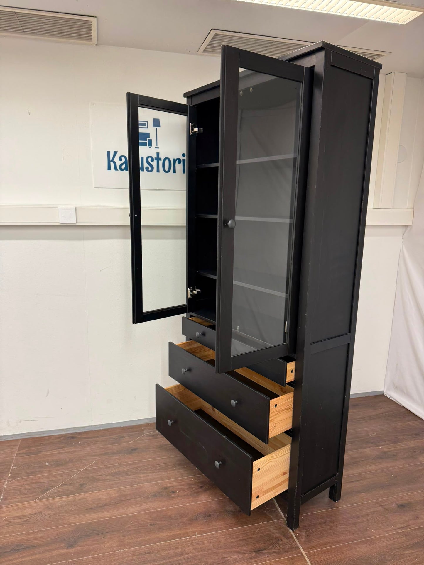 Ikea HEMNES Vitriinikaappi, 3 laatikkoa, mustanruskea  90x197 cm Kalustori