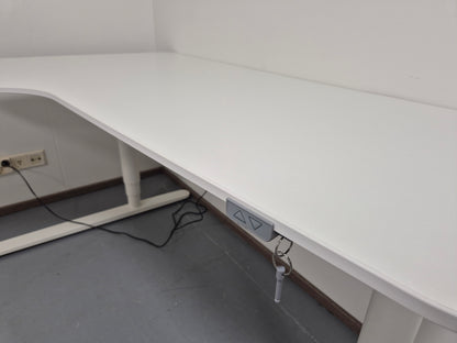 Ikea Bekant Työpöytä