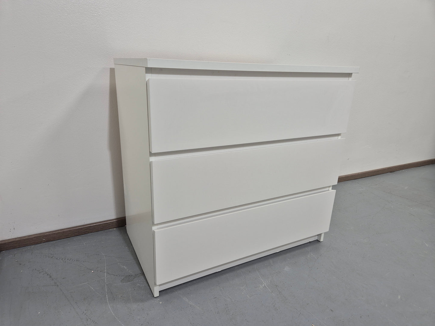Ikea Malm Lipasto