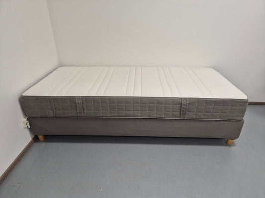 Ikea Hövåg Sänky