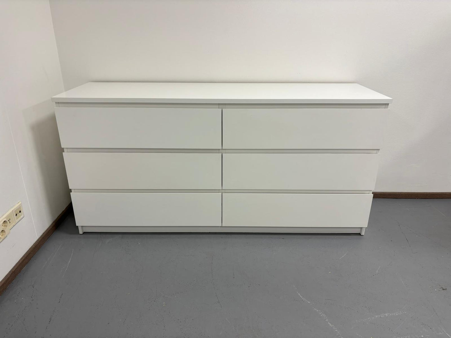 Ikea Malm Lipasto