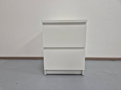 Ikea Malm Yöpöytä