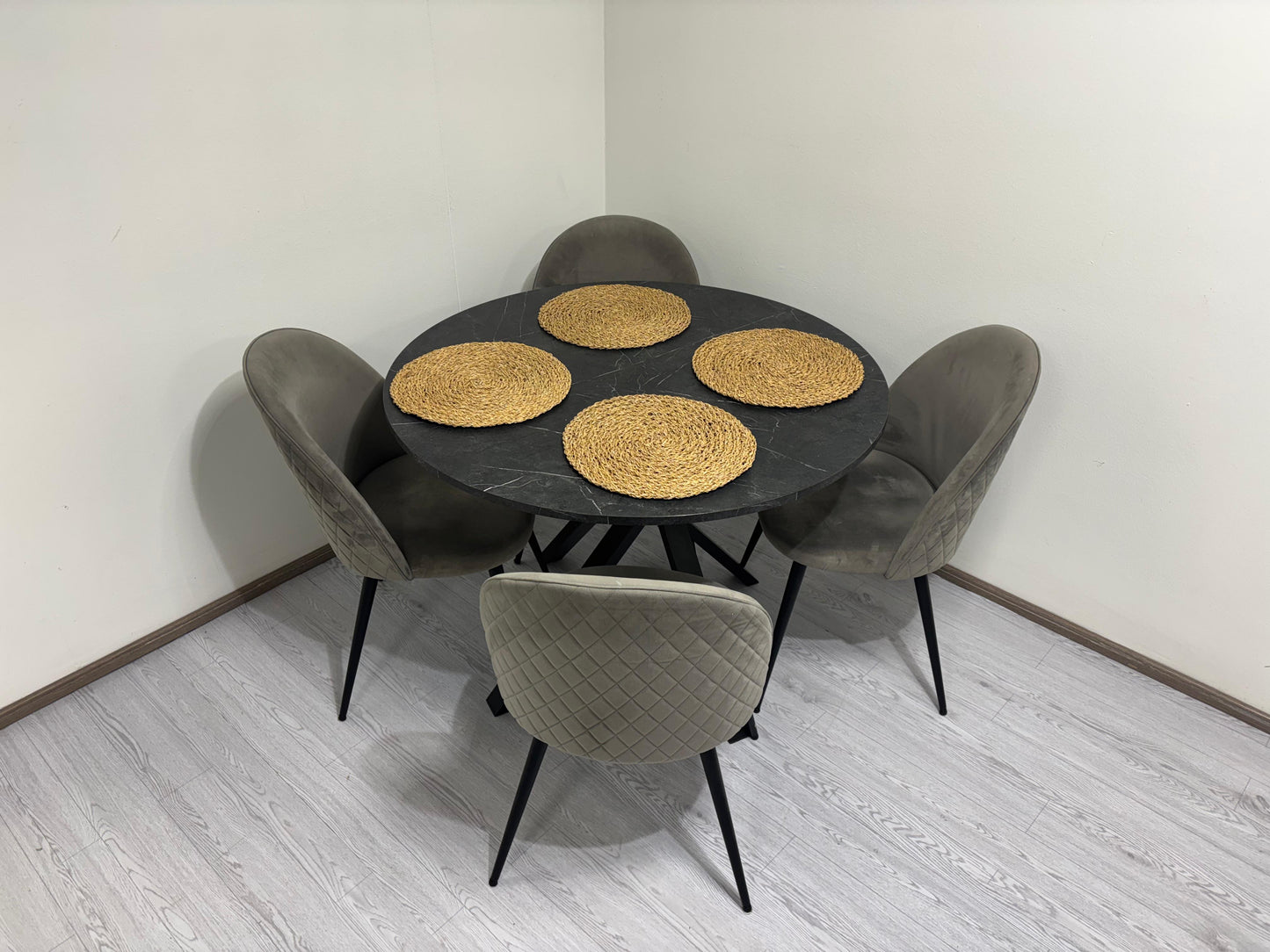 Ikea MARIEDAMM Rokapöytä ja 4 Ikea MARIEDAMMRuokapöydän Tuolia Kalustori