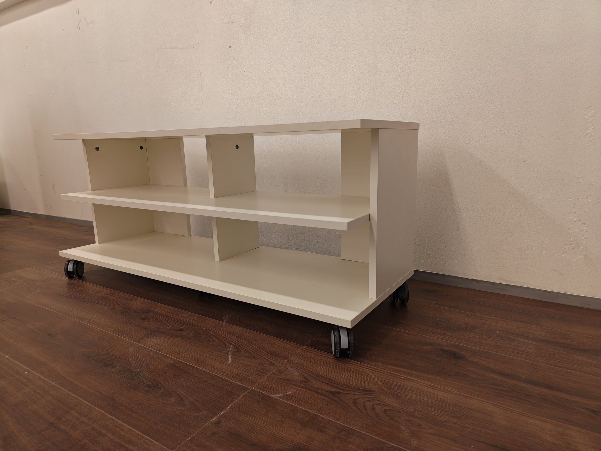 Ikea Tv-taso Kalustori