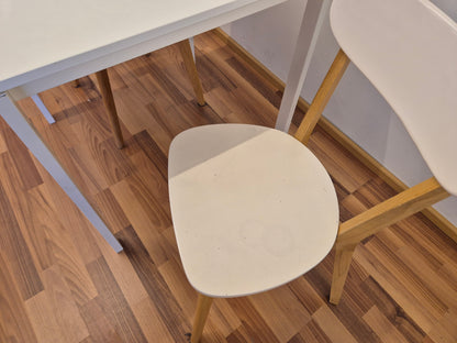 Ikea Melltrop  Ruokapöytä  ja 2 Tuolia