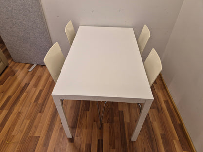 Ikea Melltorp Ruokapöytä ja 4 Tuolia