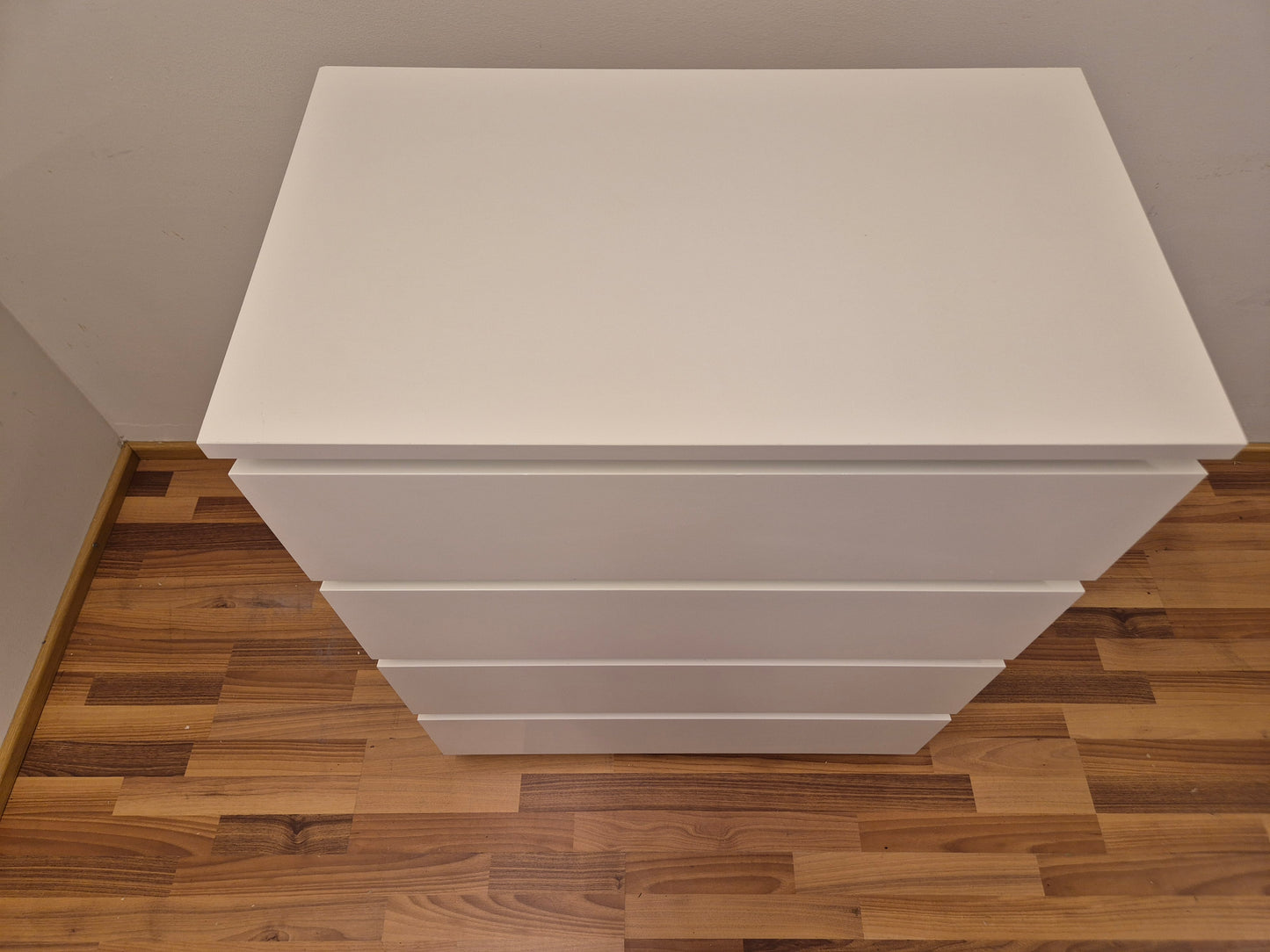 Ikea Malm Lipasto