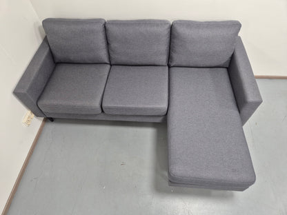 3 Istuttava Divaanisohva