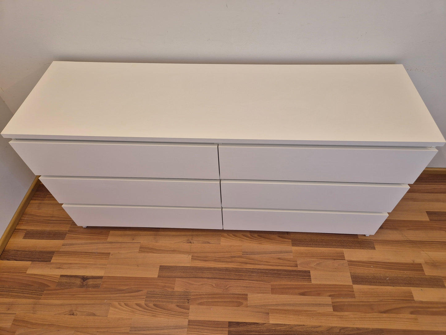 Ikea Malm Lipasto