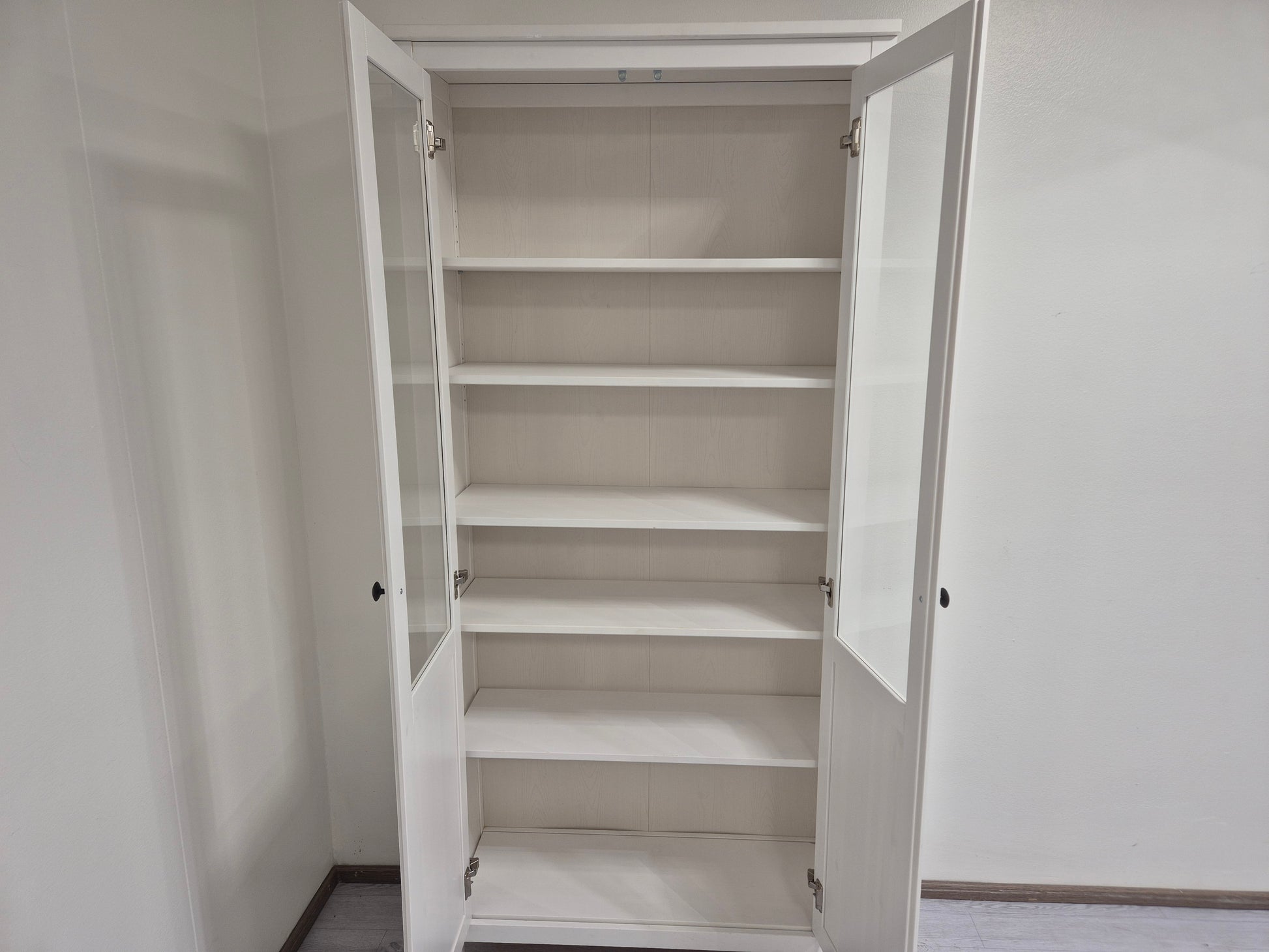 Ikea Hemnes Vitriinikaappi Kalustori