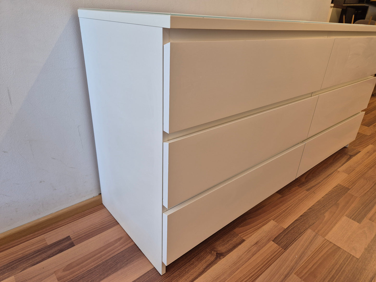 Ikea Malm Lipasto