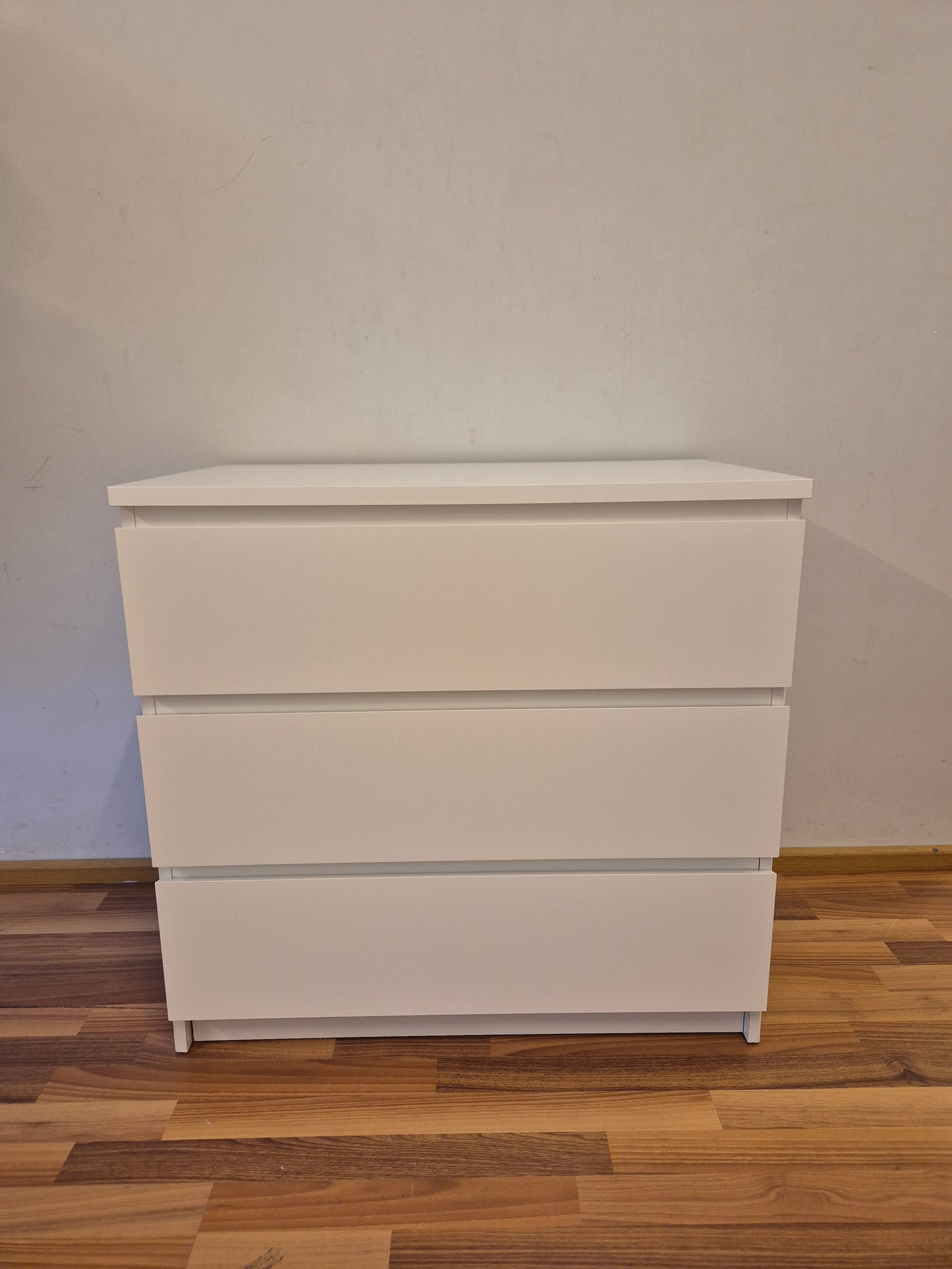Ikea Malm Lipasto