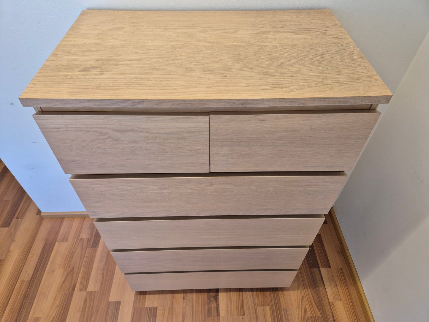 Ikea Malm Lipasto