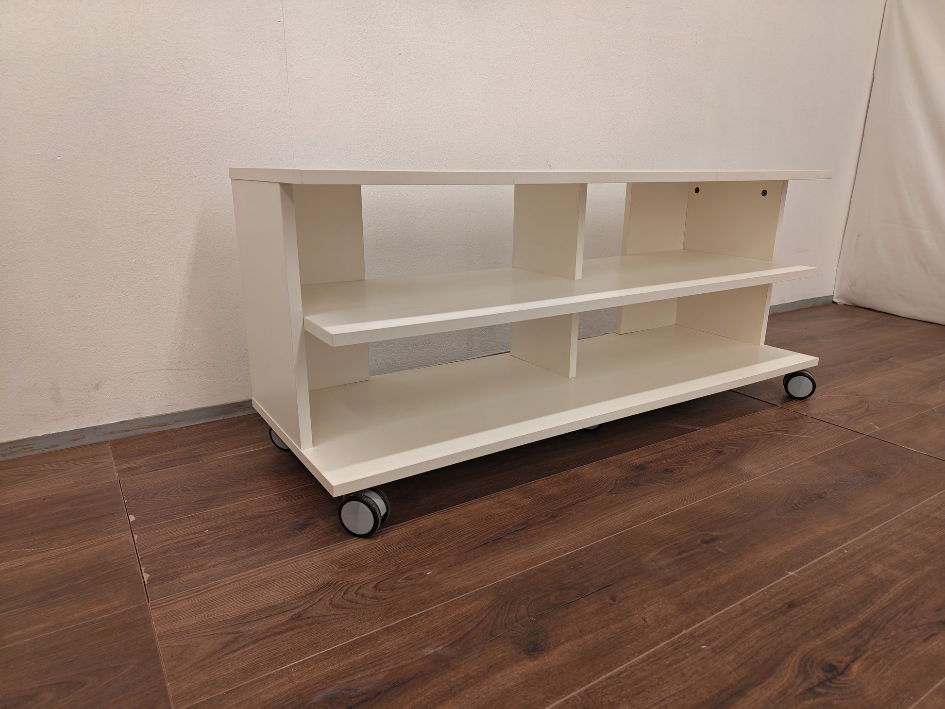 Ikea Tv-taso Kalustori