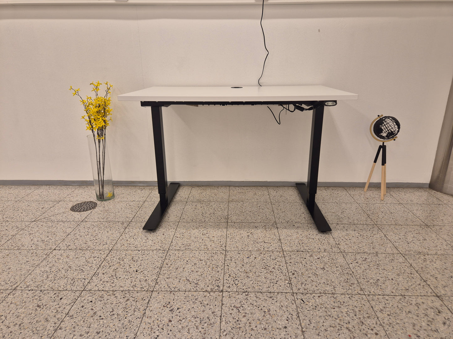 Sähköpöytä Kalustori