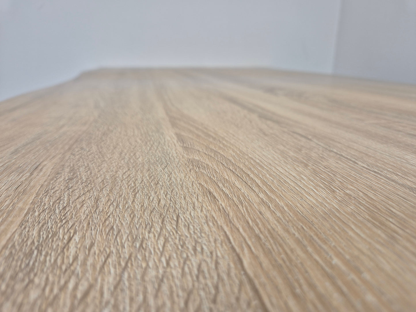 Ruokapöytä Kalustori