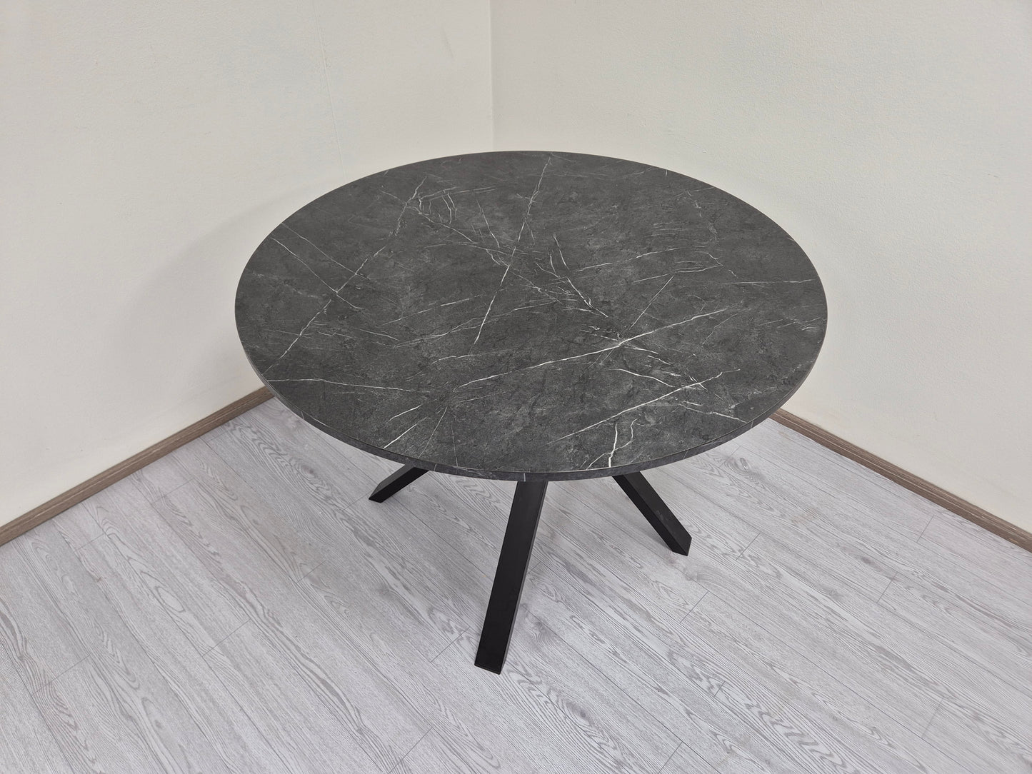 Ikea MARIEDAMM Pöytä Kalustori