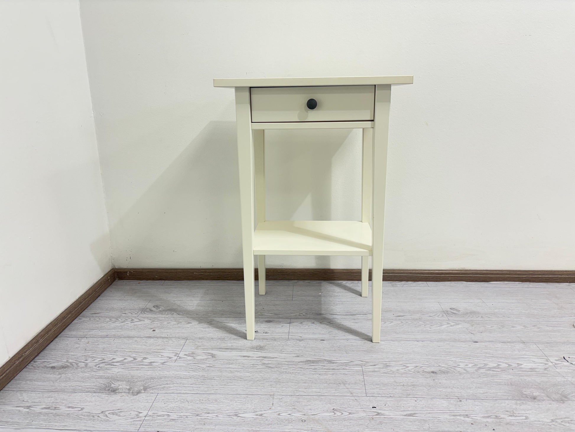 Ikea Hemnes Yöpöytä Kalustori