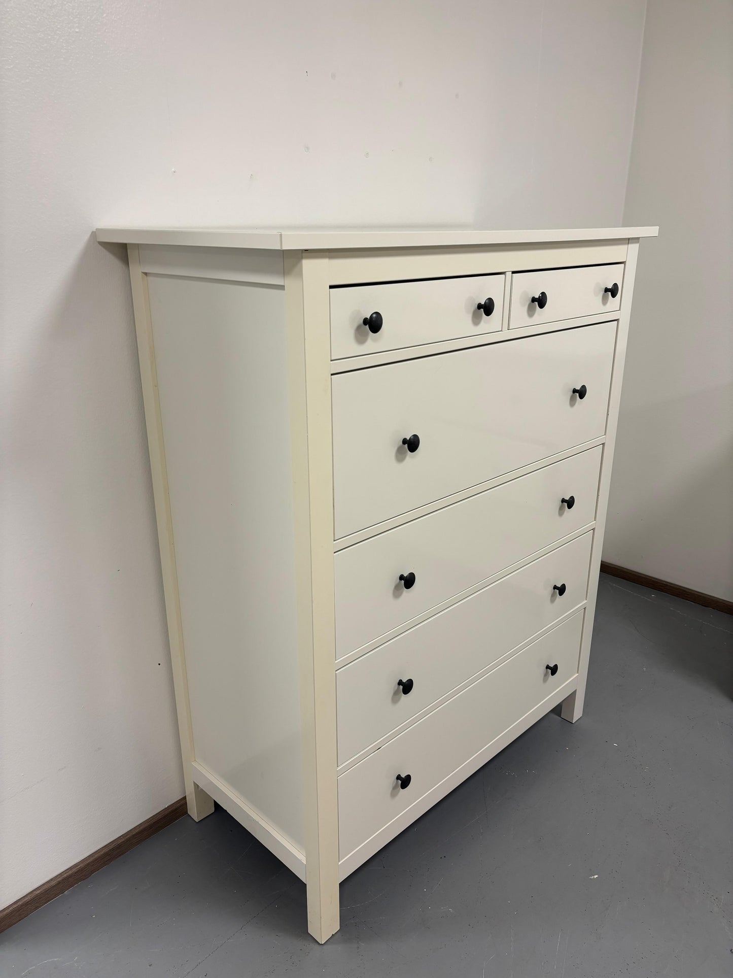 Ikea Hemnes Lipasto