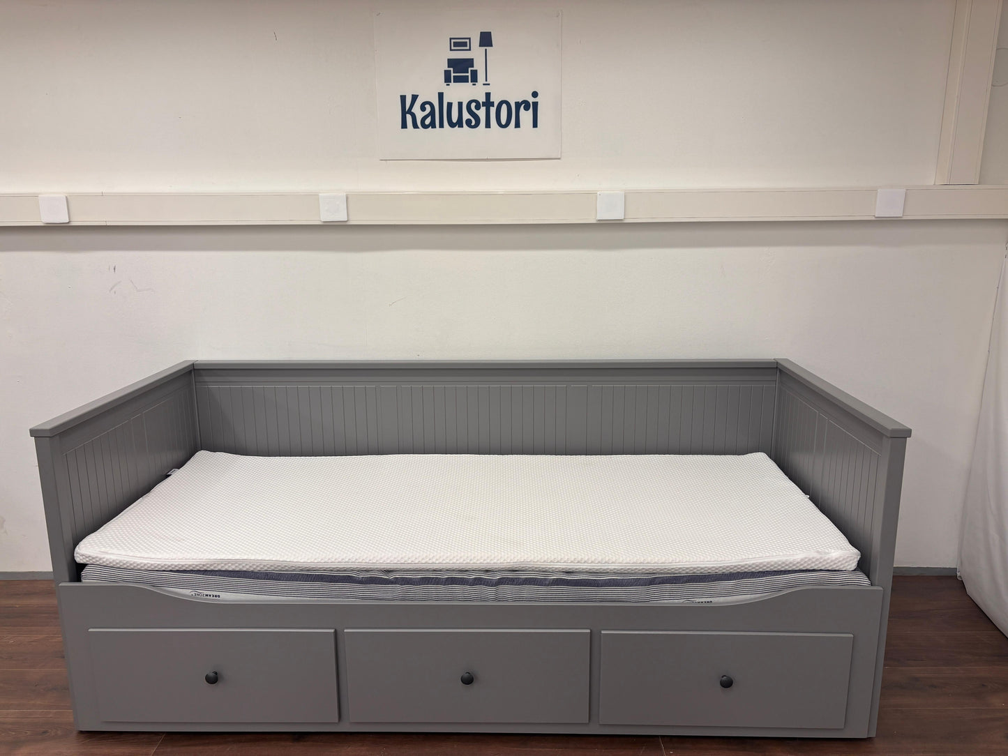 A Kalustori