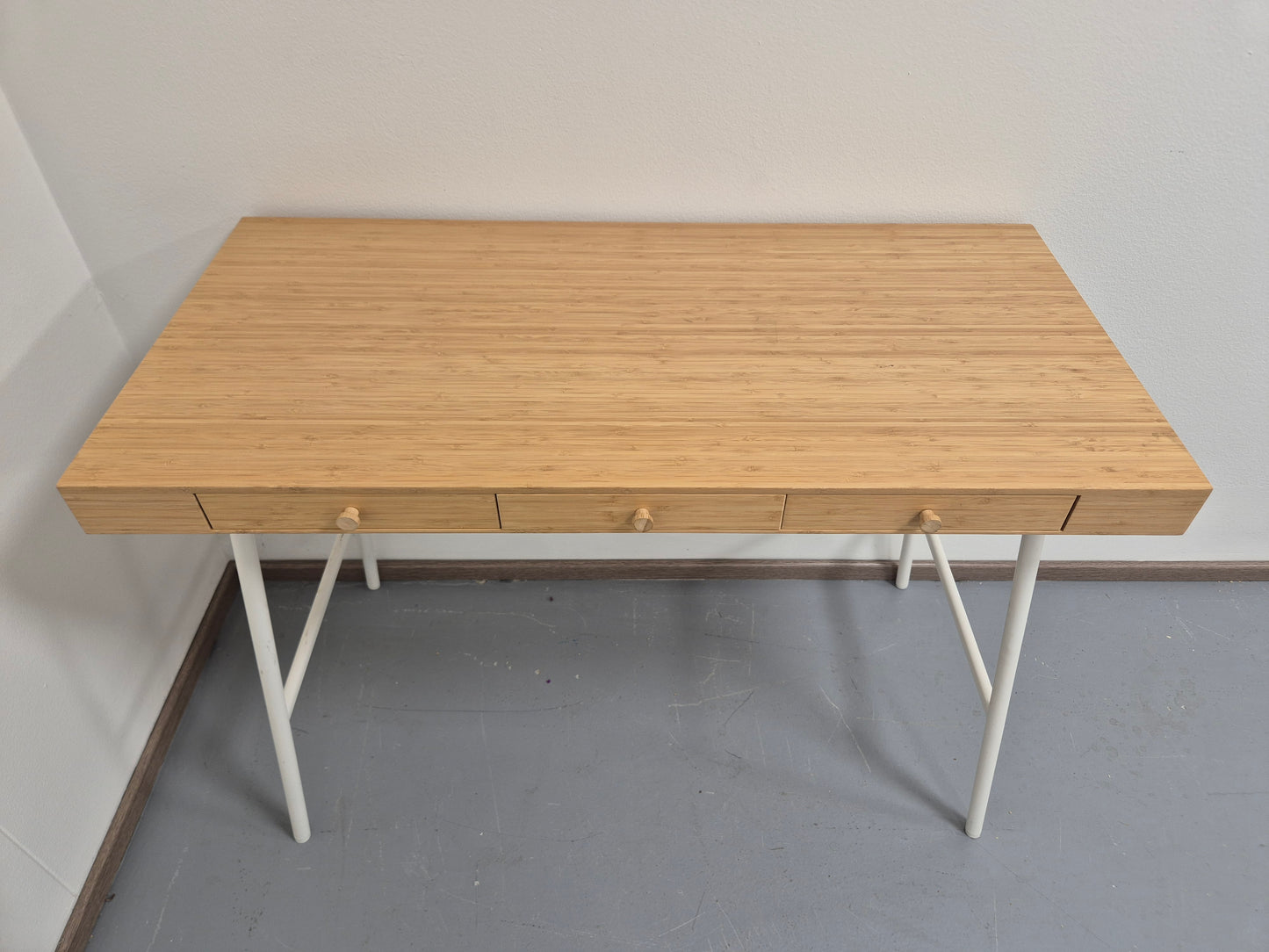 Ikea LILLÅSEN Työpöytä