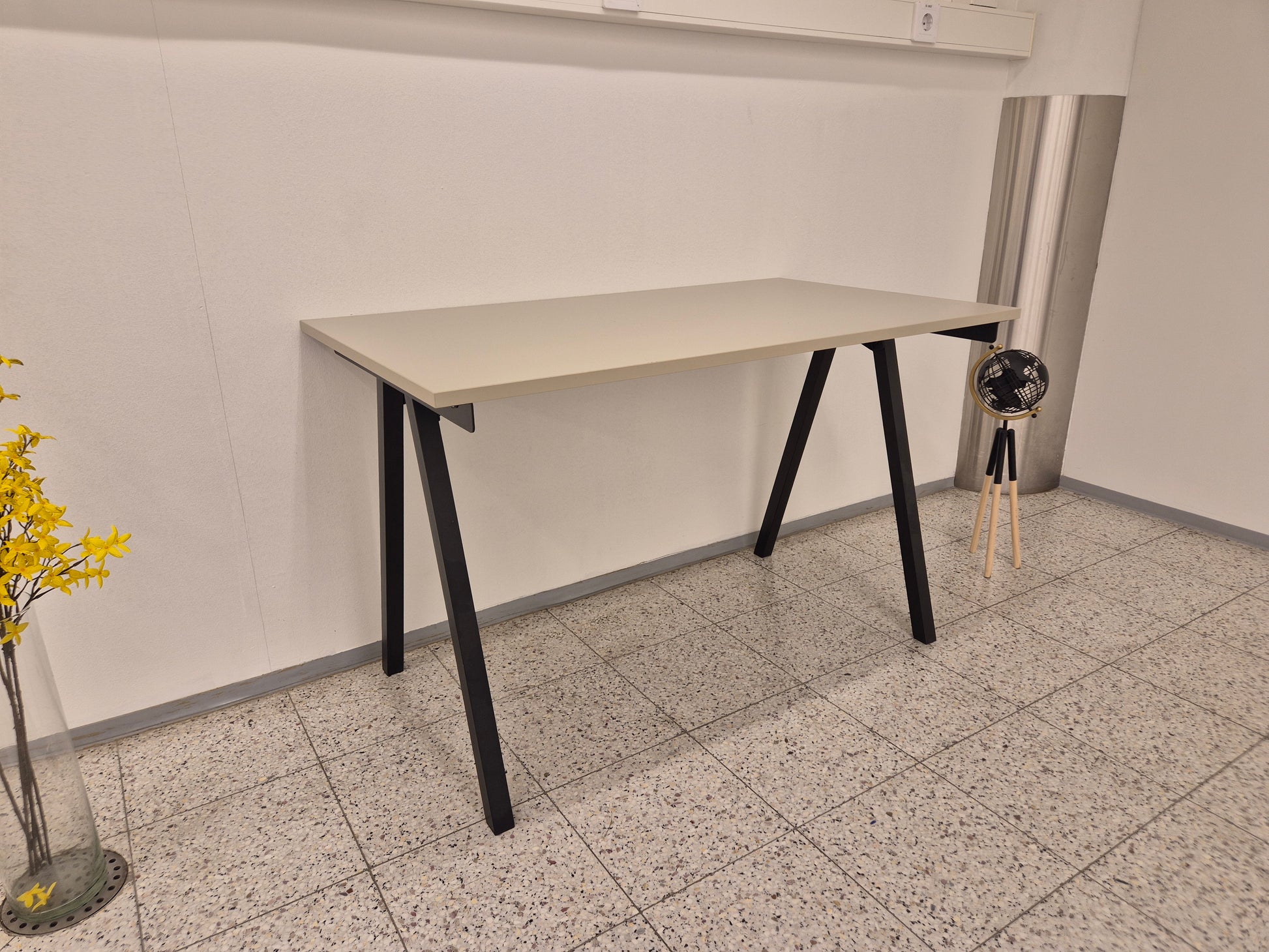 Ikea Trotten Työpöytä Kalustori