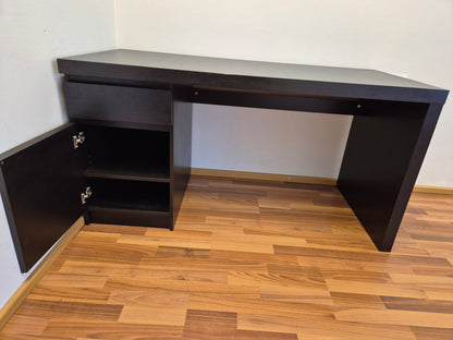Ikea Malm Työpöytä