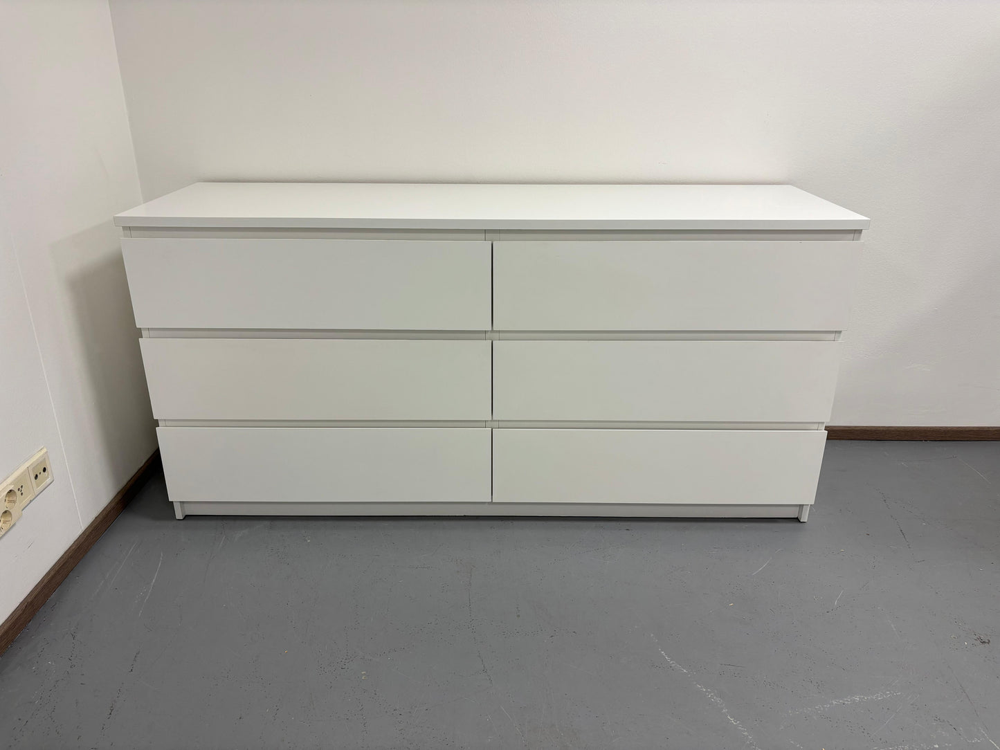 Ikea Malm Lipasto