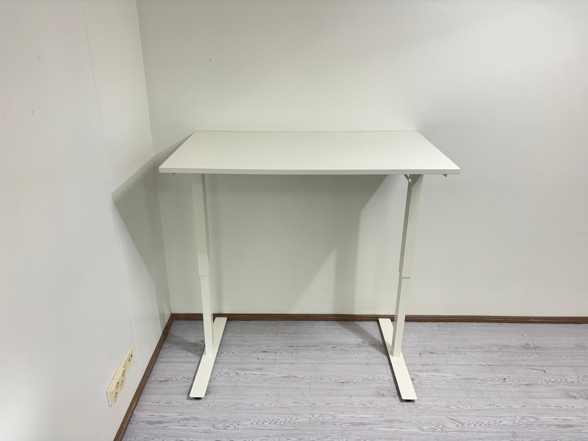 Ikea Skarsta säädettävä Työpöytä Kalustori