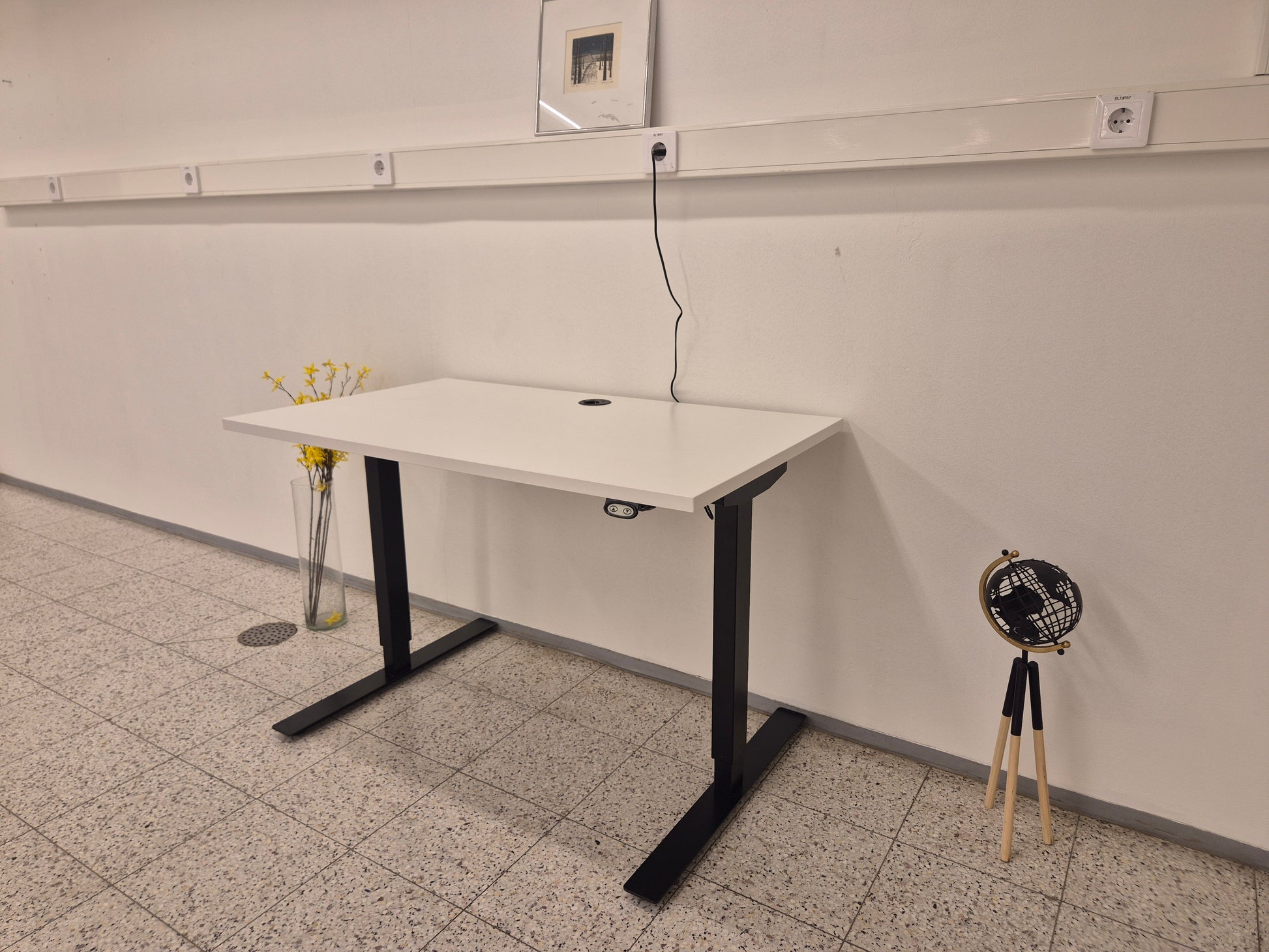 Sähköpöytä Kalustori